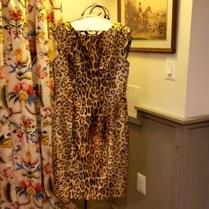 IT'S WINTER FORMAL TIME!Memorizing Carmen Marc Valvo Leopard Print Dress